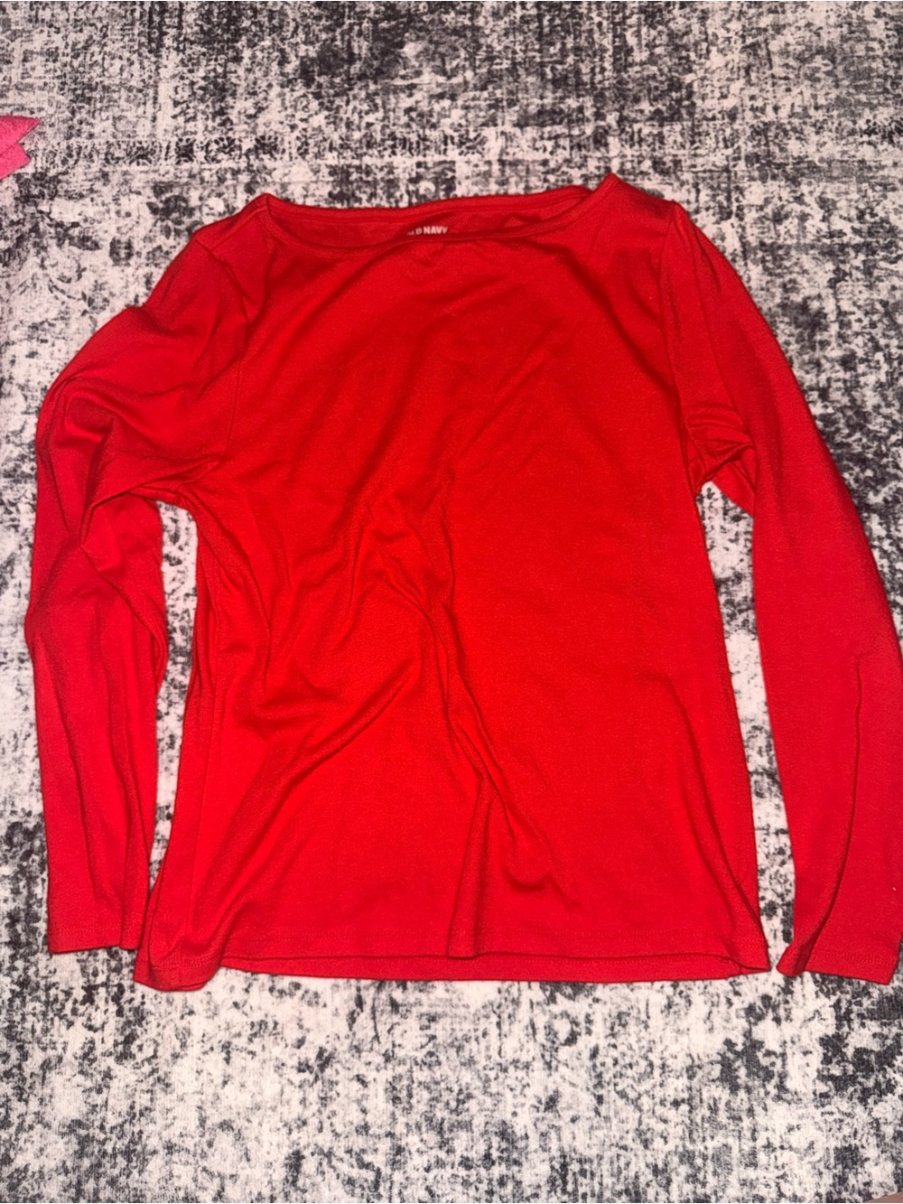 Old Navy Bright Red Long-Sleeve Crewneck Tee